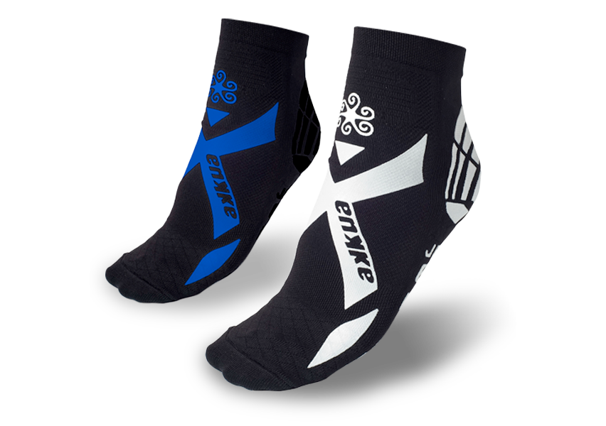 chaussettes aqua bleu et blanche